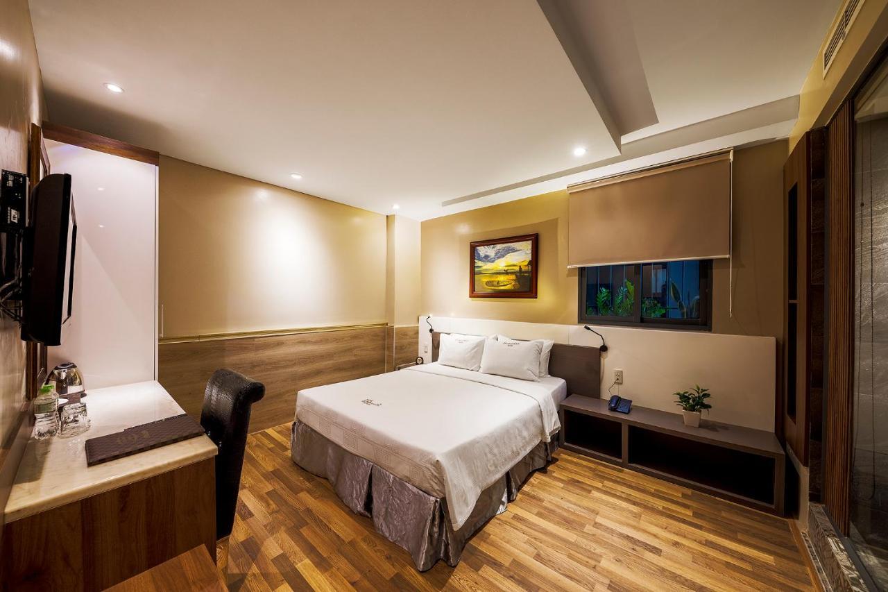Sunflower Luxury Hotel Thành Pho Ho Chí Minh Esterno foto