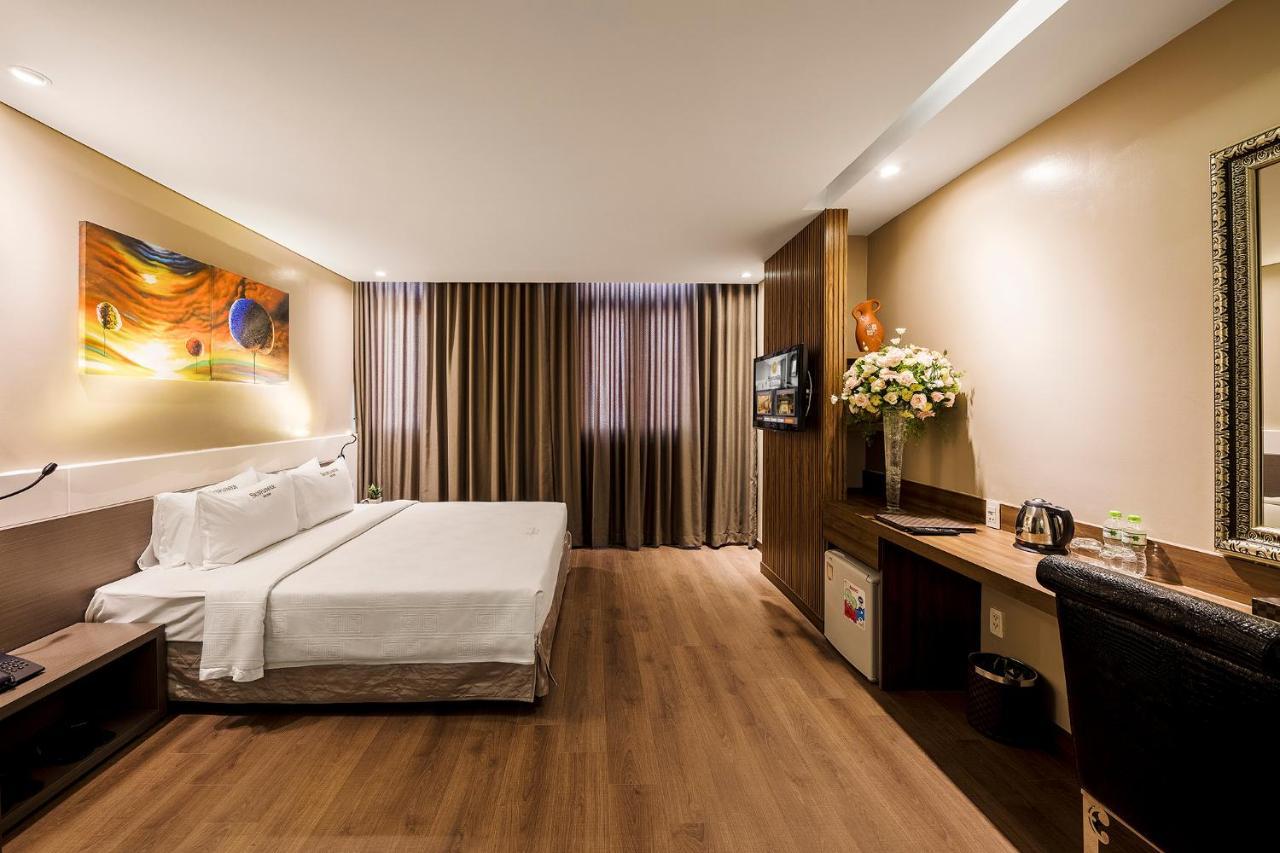 Sunflower Luxury Hotel Thành Pho Ho Chí Minh Esterno foto